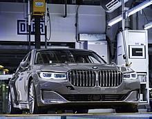 Die neue BMW 7er Limousine in der Prüfzone im BMW Group Werk Dingolfing.